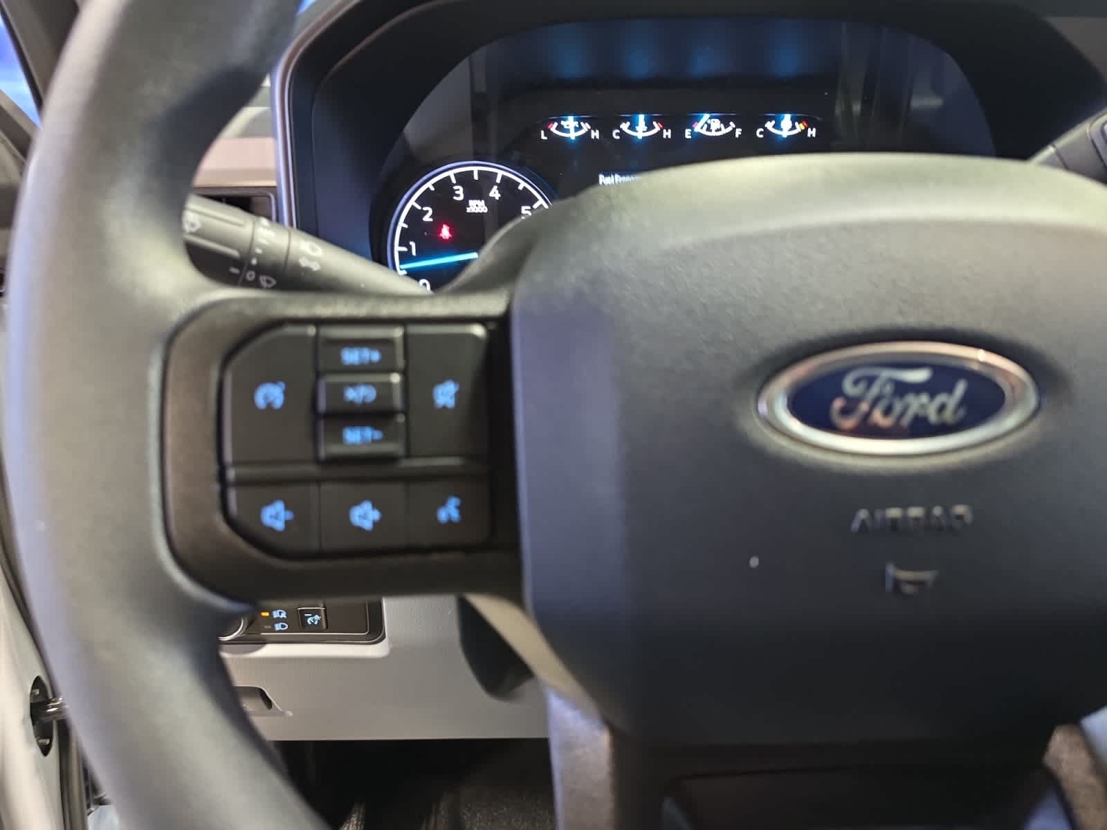 new 2025 Ford Super Duty F-250 SRW car, priced at $52,895