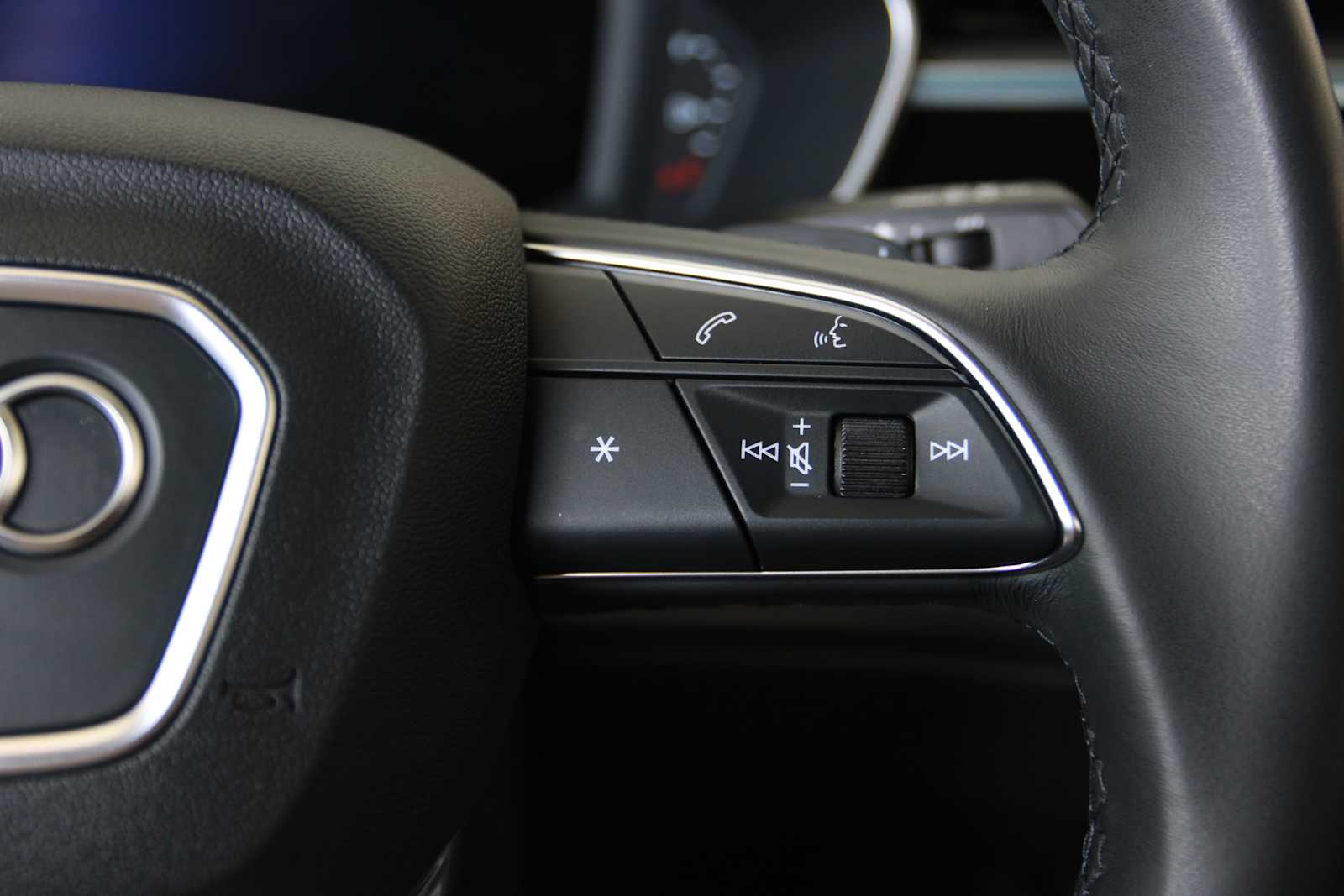 used 2023 Audi Q3 car, priced at $30,478