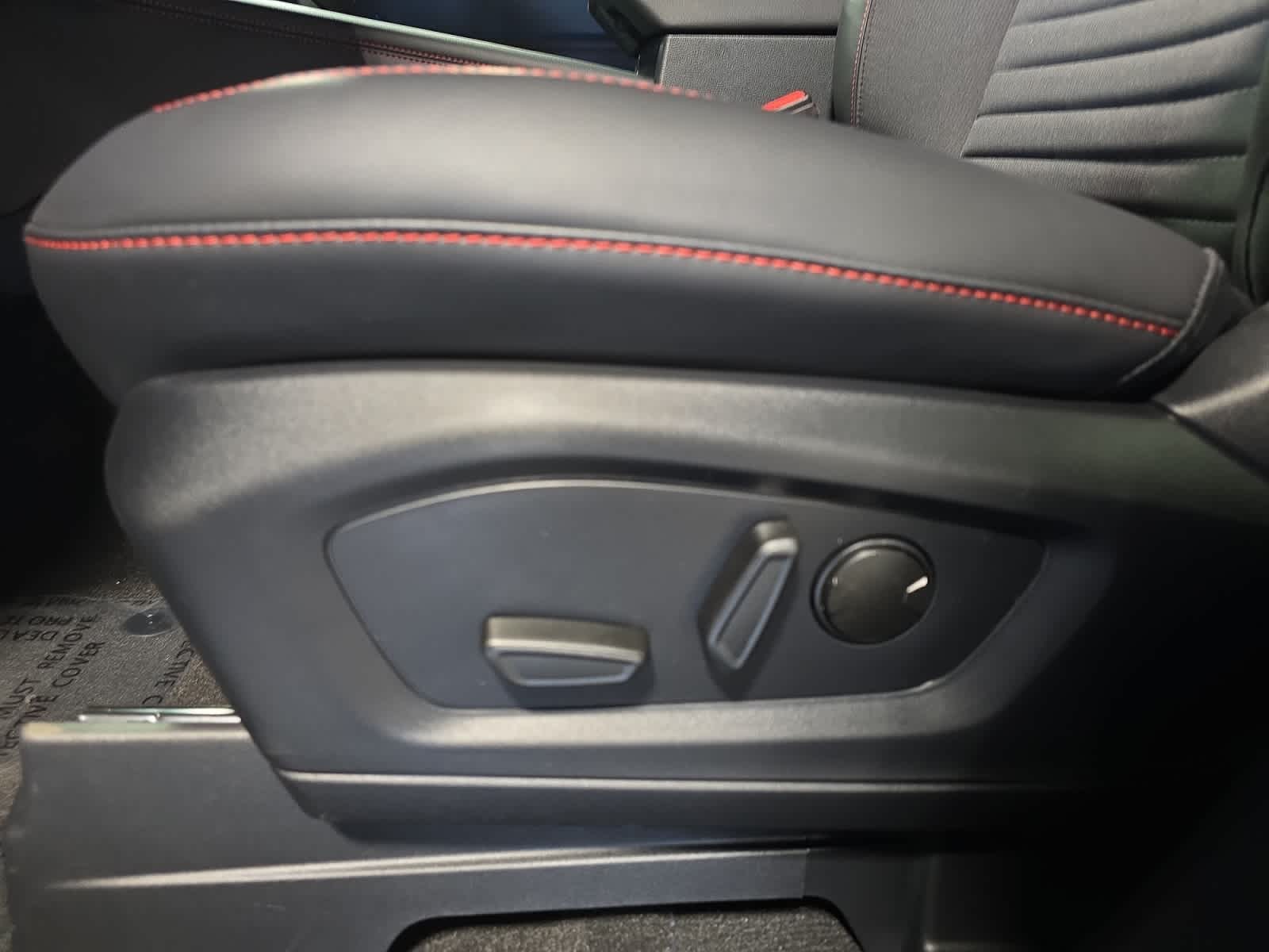 new 2025 Ford Explorer car, priced at $51,468