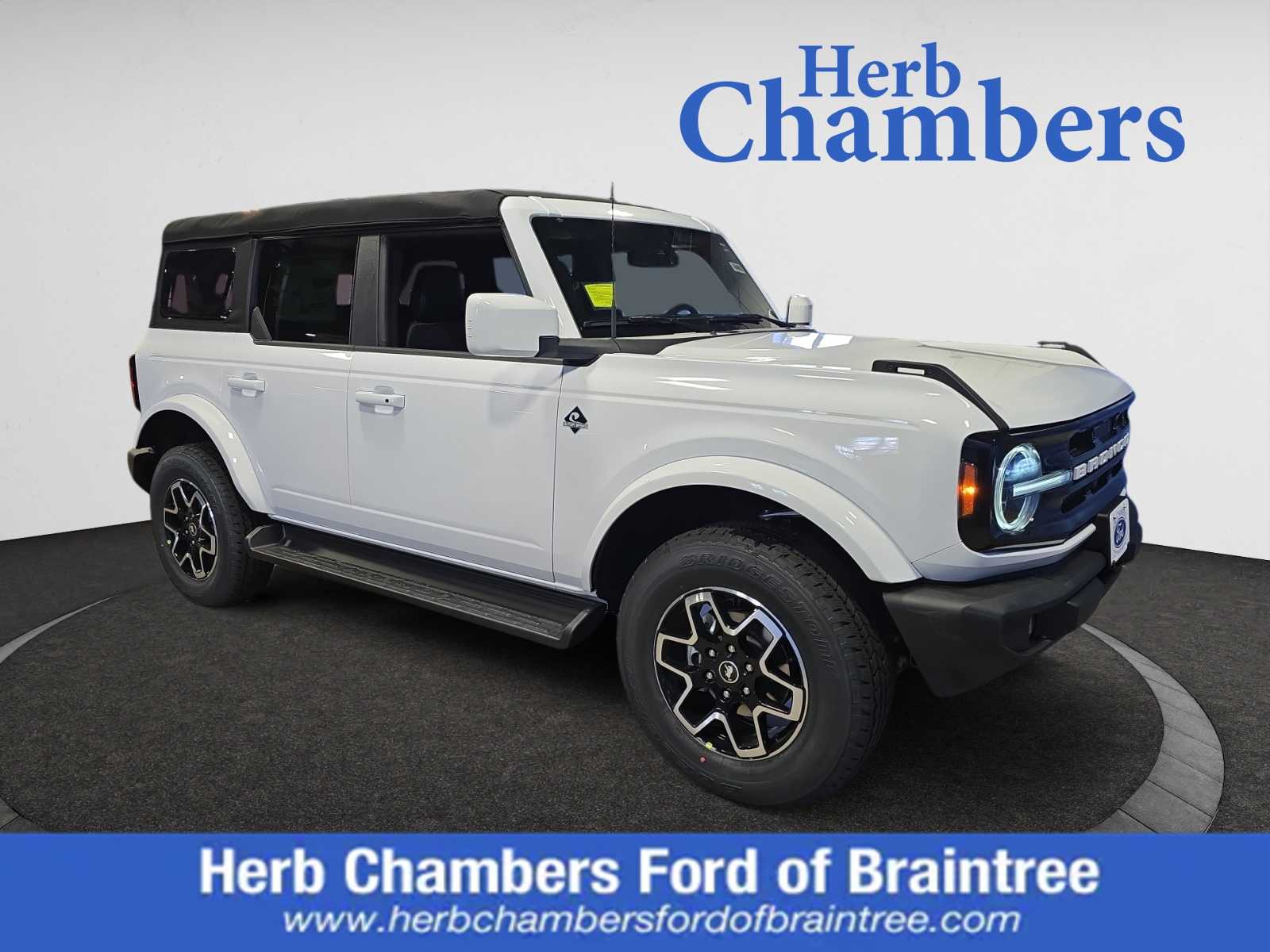 new 2025 Ford Bronco car, priced at $48,295