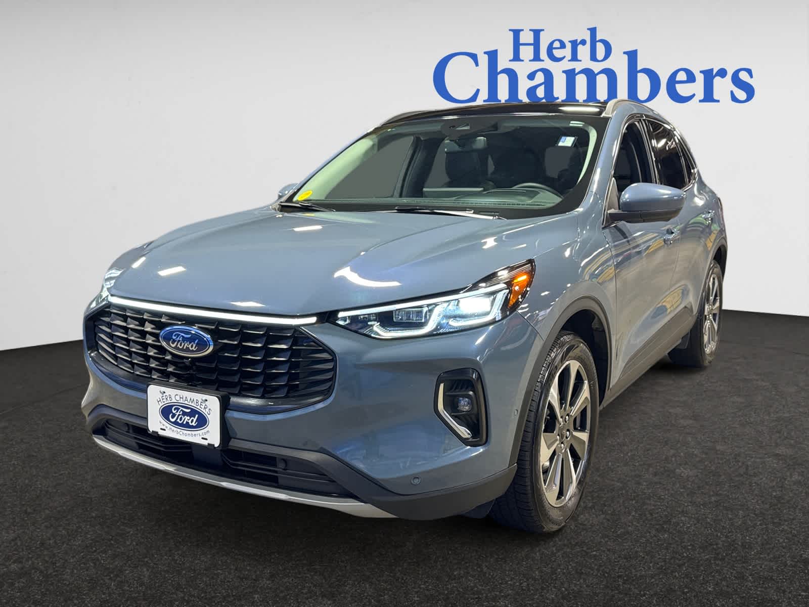 used 2023 Ford Escape car, priced at $27,884