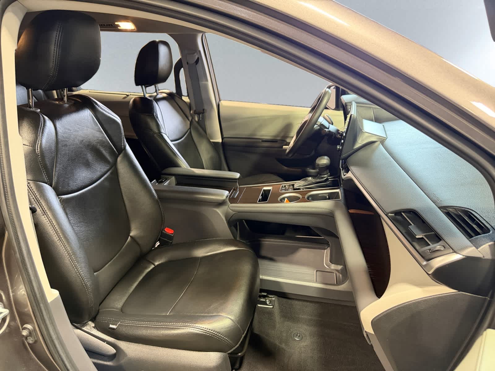 used 2022 Toyota Sienna car, priced at $39,487