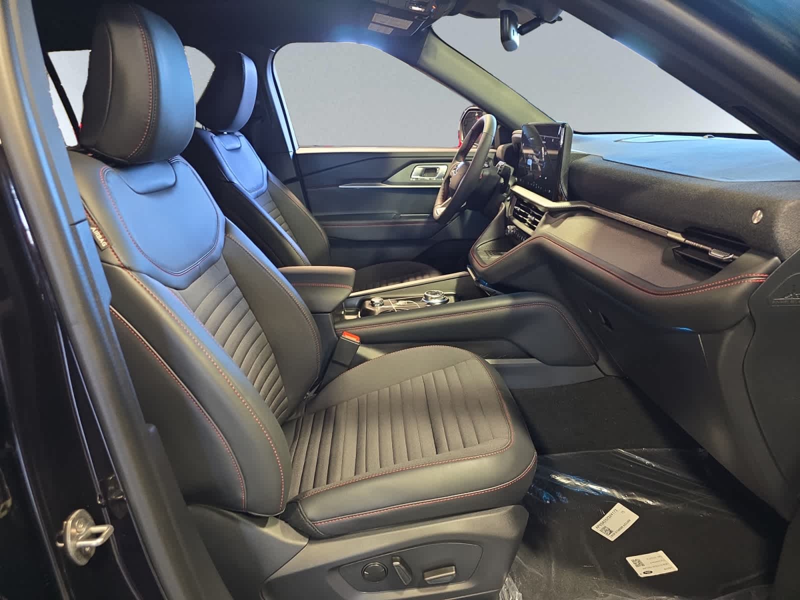 new 2025 Ford Explorer car, priced at $50,795