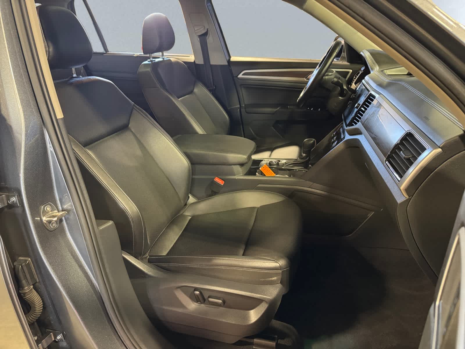 used 2018 Volkswagen Atlas car, priced at $15,485