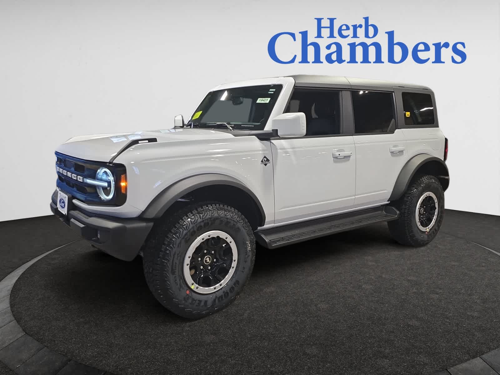 new 2025 Ford Bronco car, priced at $59,685