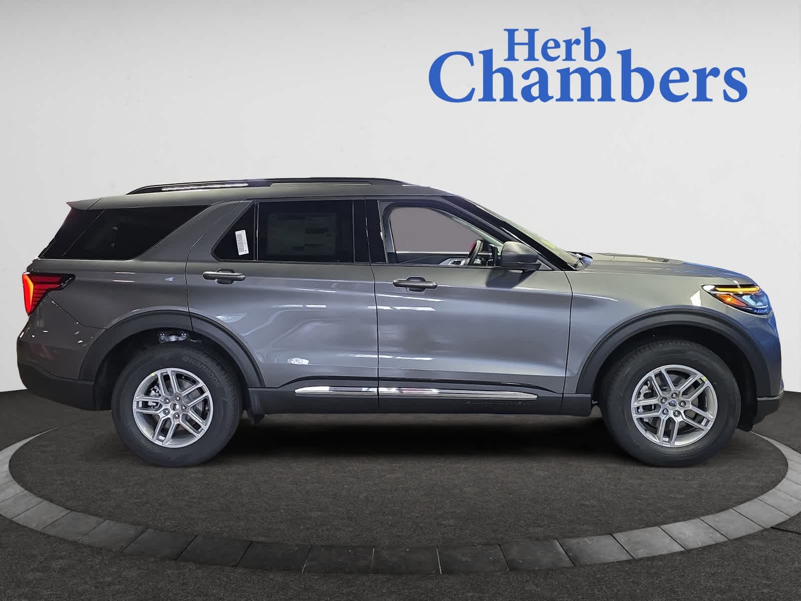 new 2025 Ford Explorer car, priced at $42,100