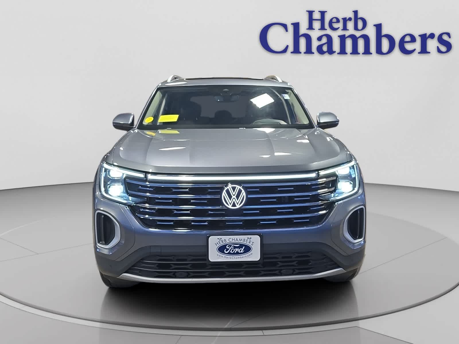 used 2024 Volkswagen Atlas car, priced at $33,485