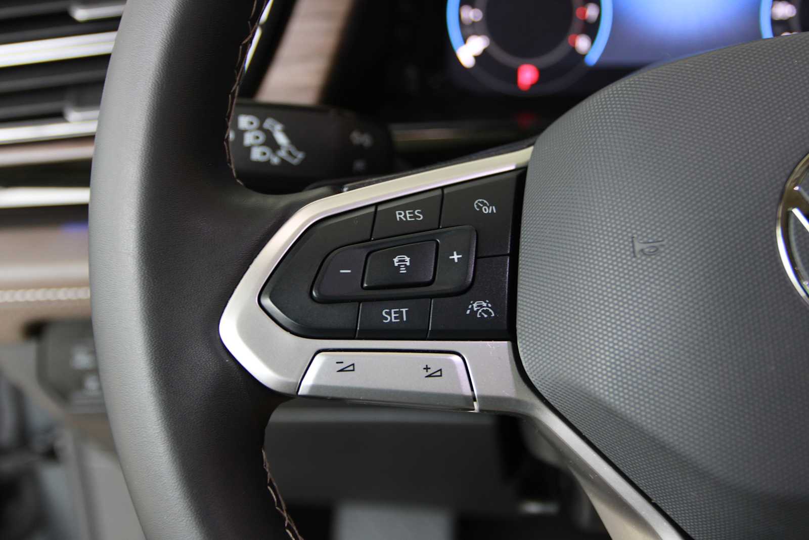 used 2024 Volkswagen Atlas car, priced at $33,957