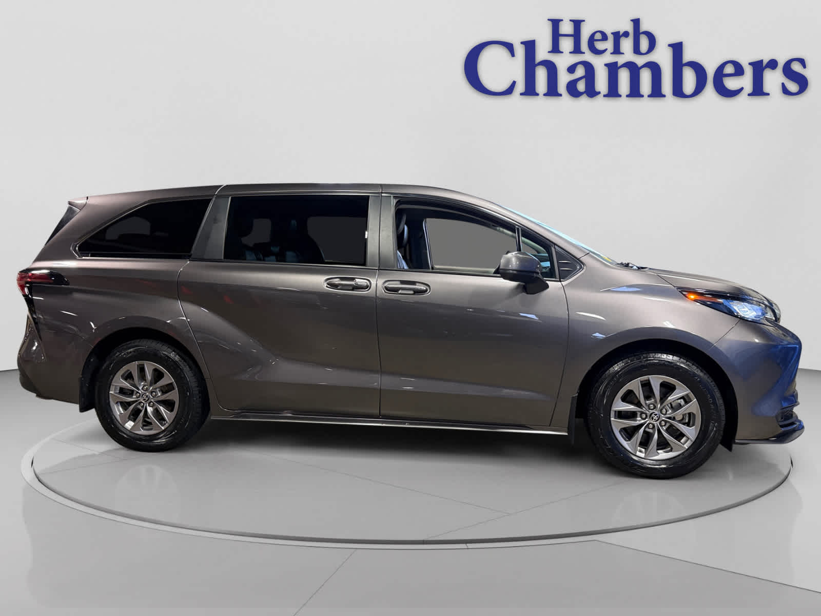 used 2022 Toyota Sienna car, priced at $39,487