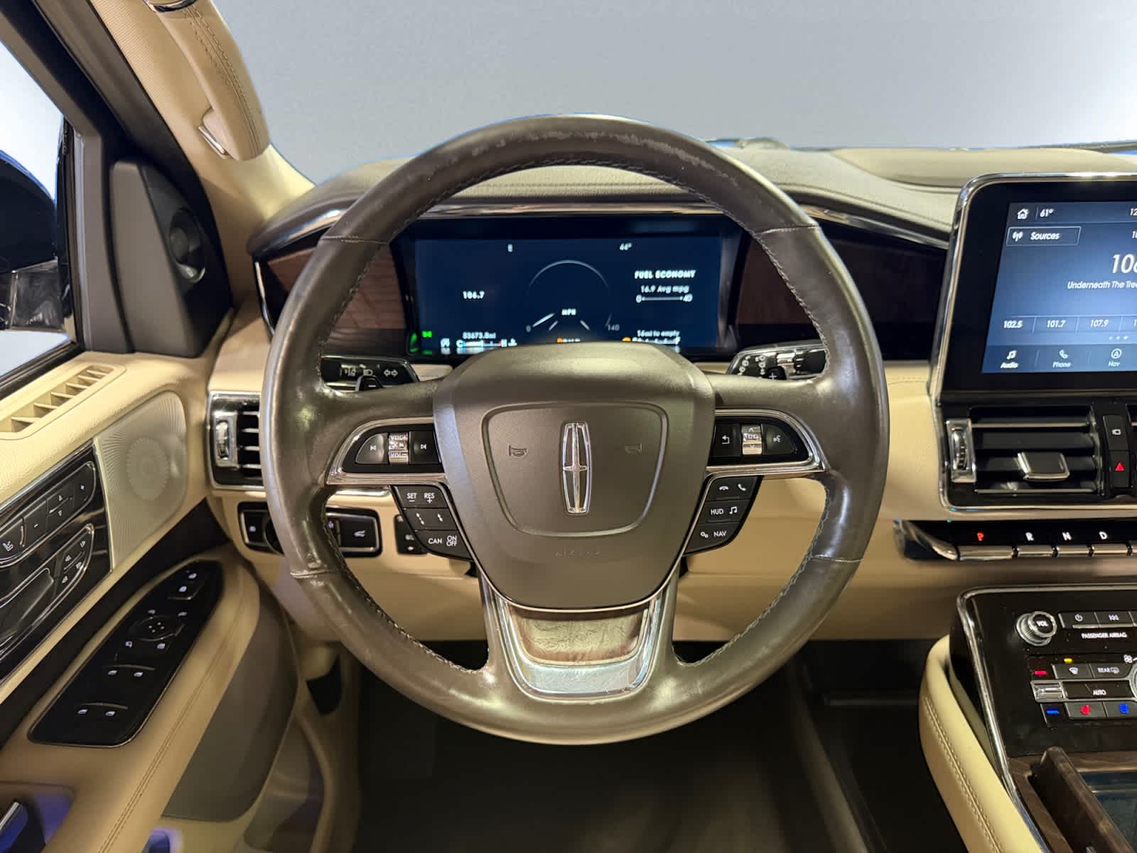 used 2021 Lincoln Navigator car, priced at $46,988