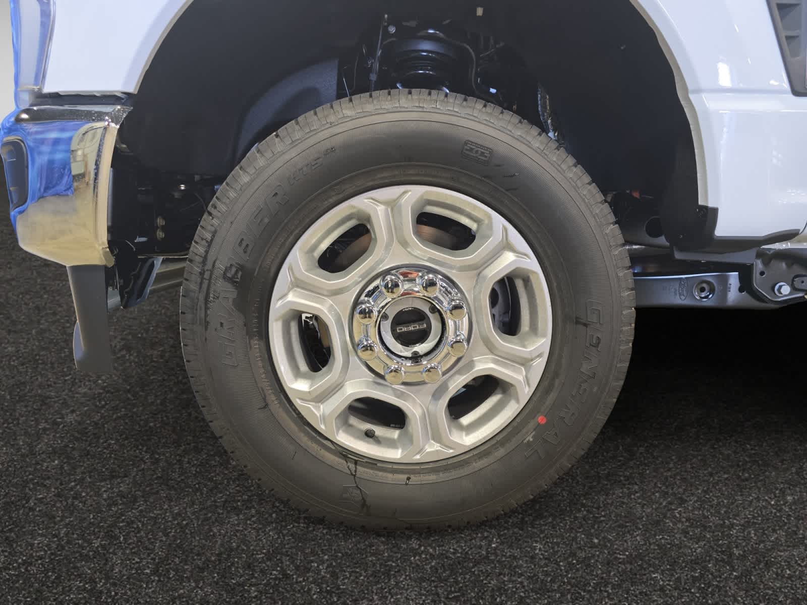 new 2025 Ford Super Duty F-250 SRW car, priced at $58,395