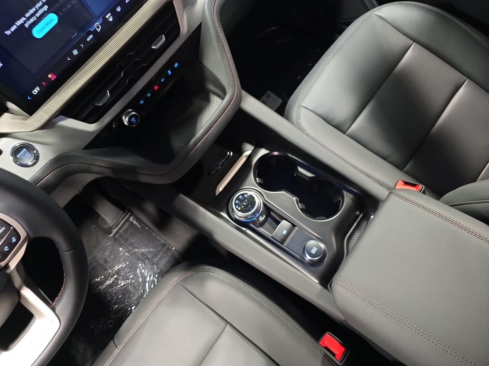 new 2025 Ford Explorer car, priced at $48,295