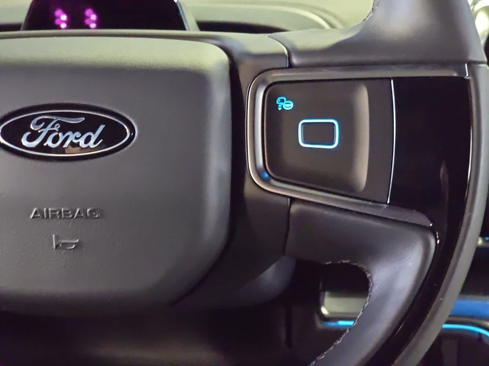 new 2025 Ford Expedition car, priced at $82,195