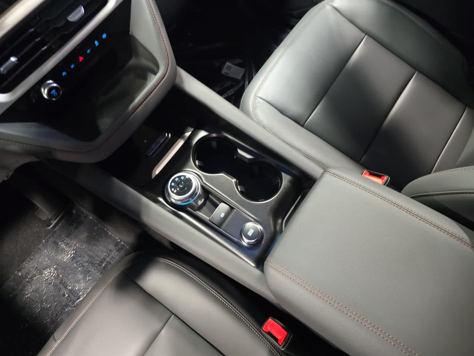 new 2025 Ford Explorer car, priced at $48,300
