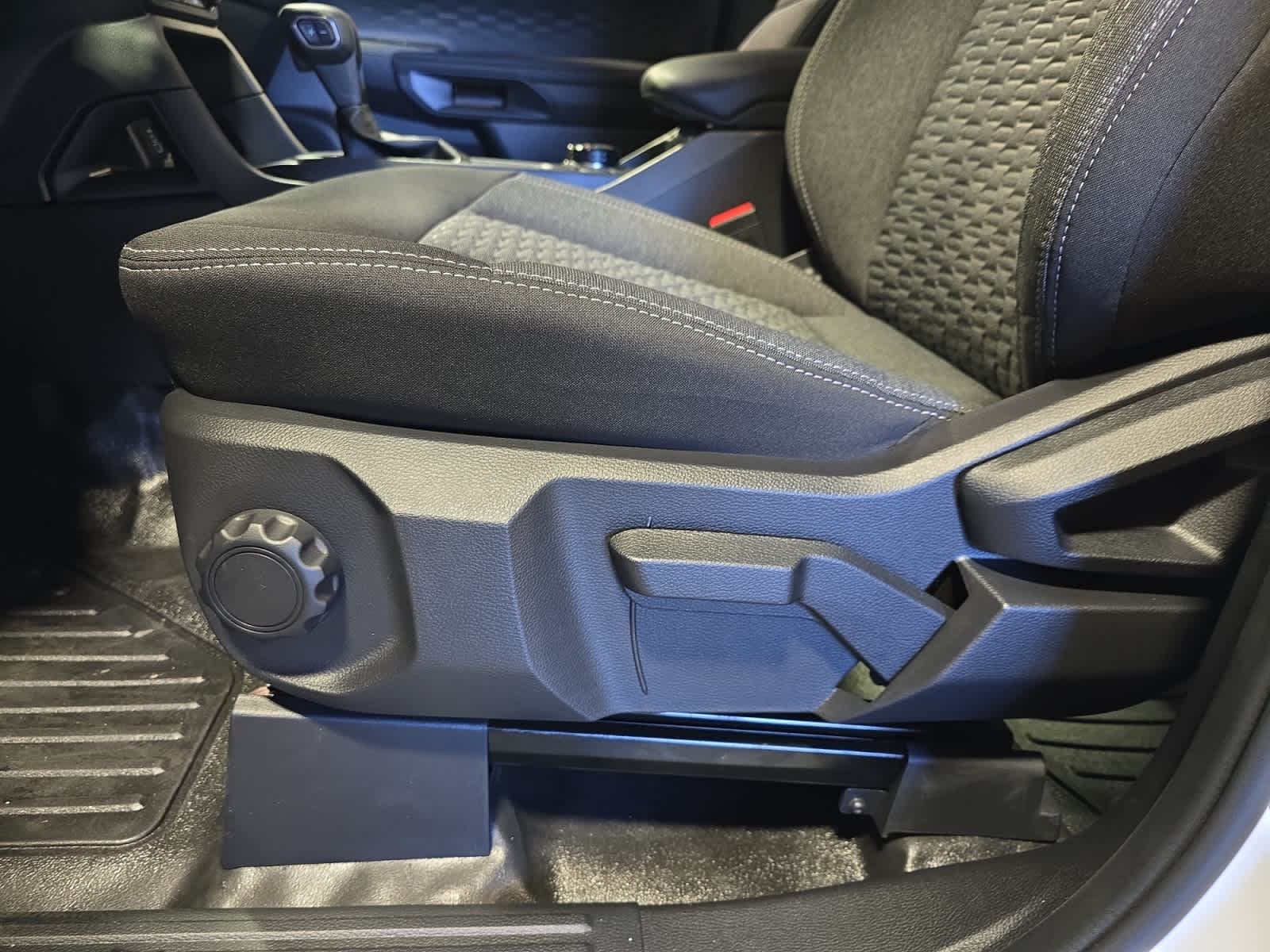 new 2025 Ford Ranger car, priced at $38,195