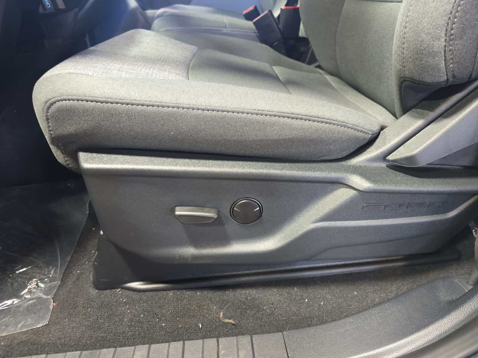 new 2025 Ford Super Duty F-250 SRW car, priced at $58,395