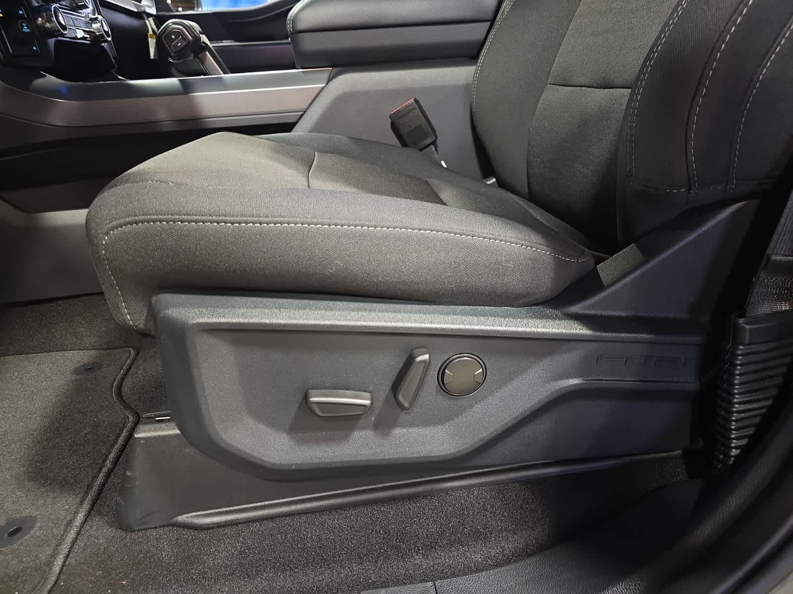 new 2025 Ford F-150 car, priced at $61,295