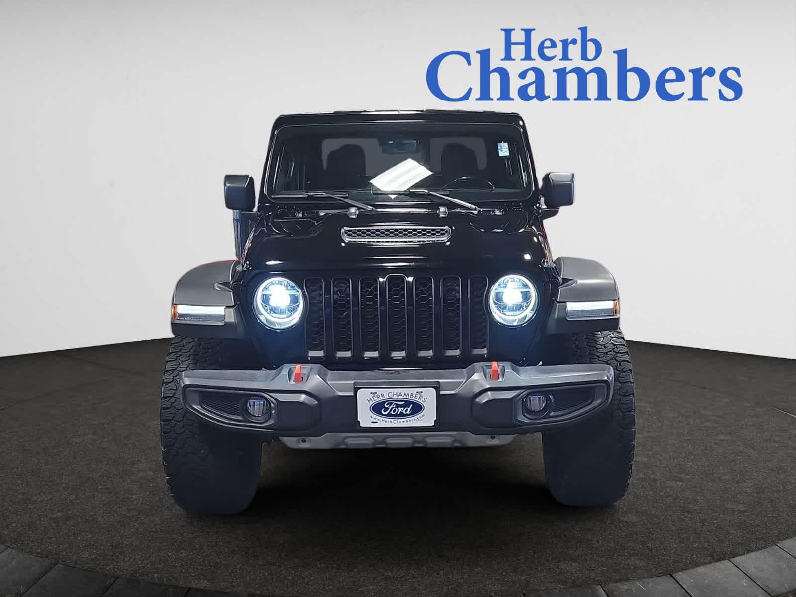 used 2021 Jeep Gladiator car, priced at $36,974