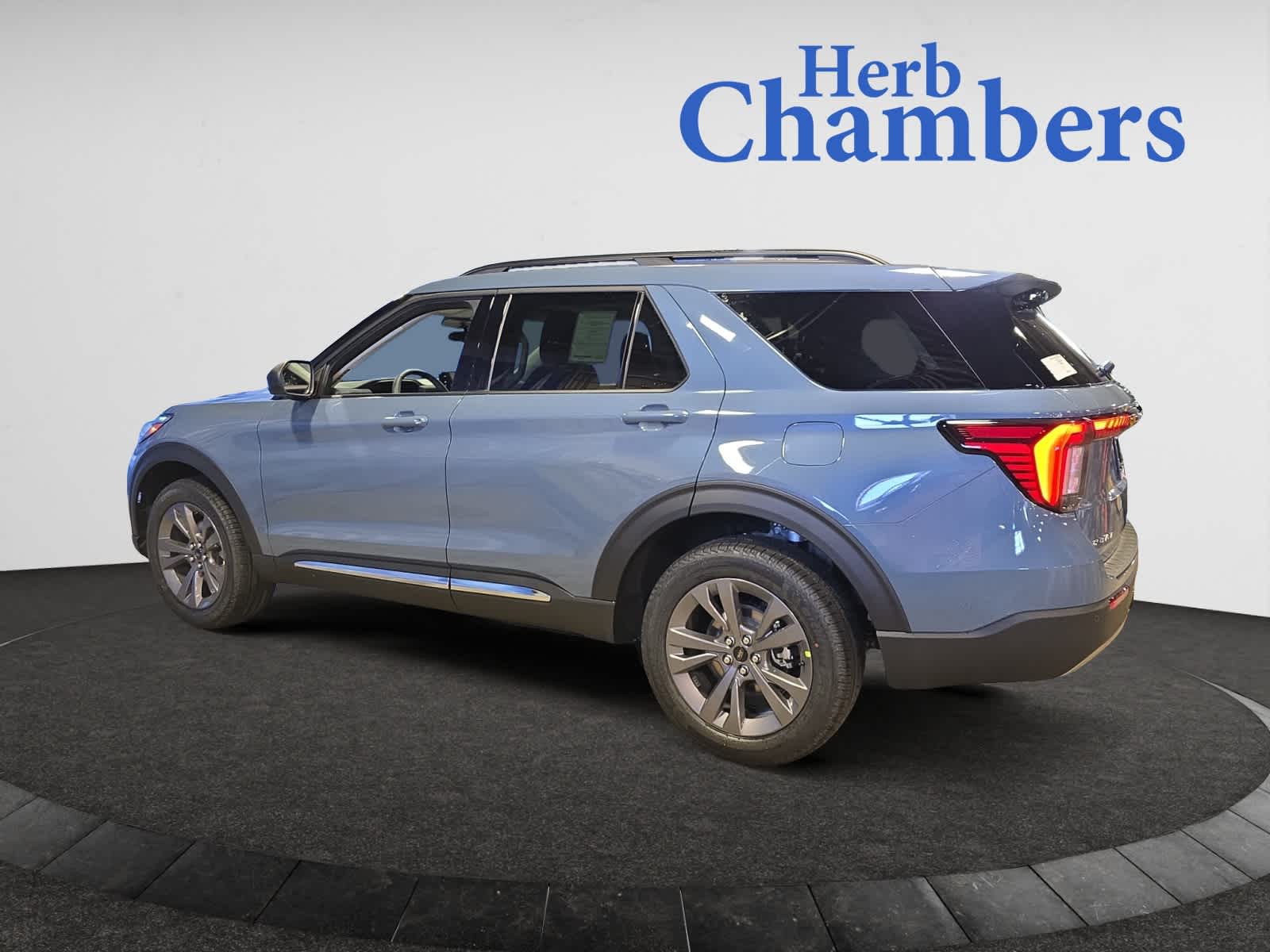 new 2025 Ford Explorer car, priced at $48,795