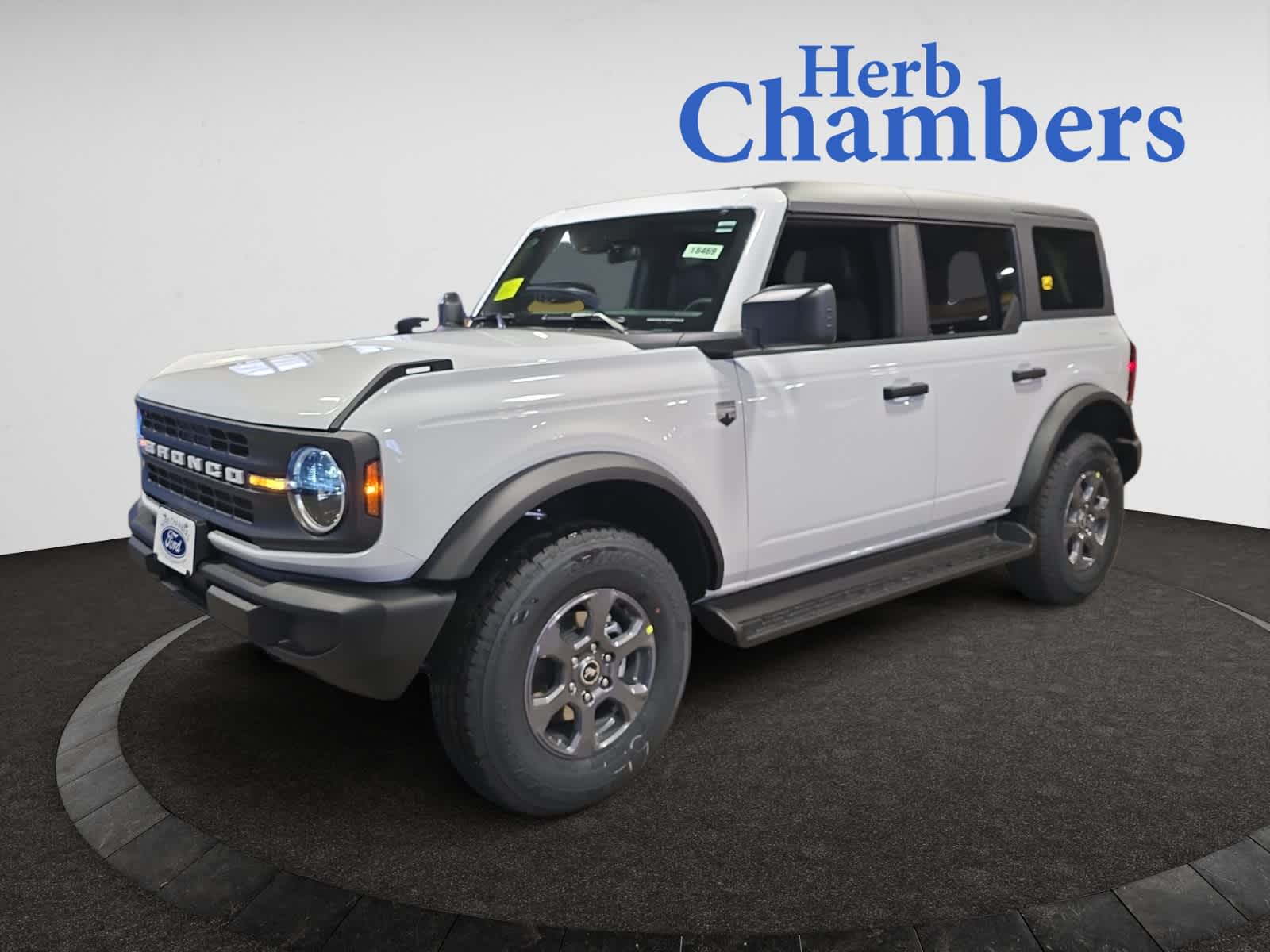 new 2025 Ford Bronco car, priced at $49,195