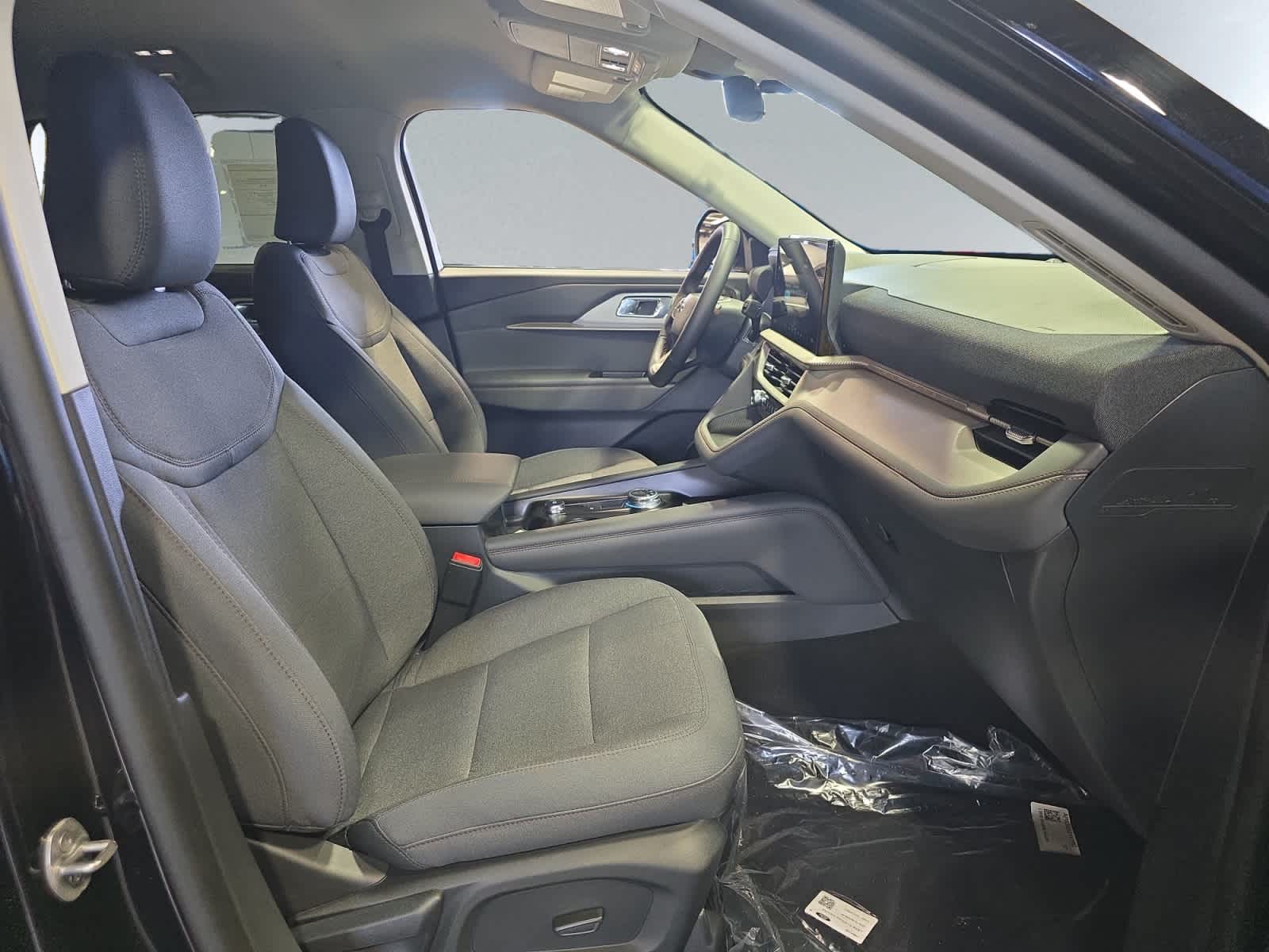 new 2025 Ford Explorer car, priced at $42,145