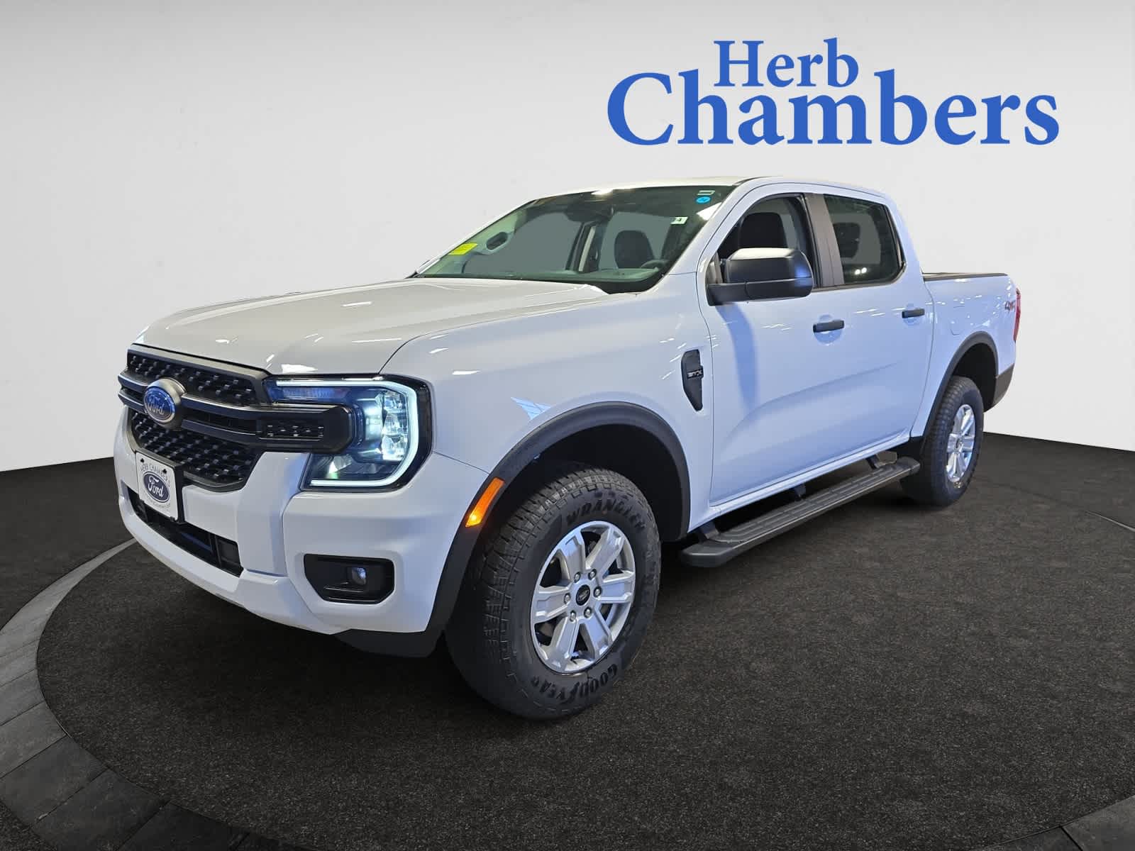 new 2025 Ford Ranger car, priced at $38,195