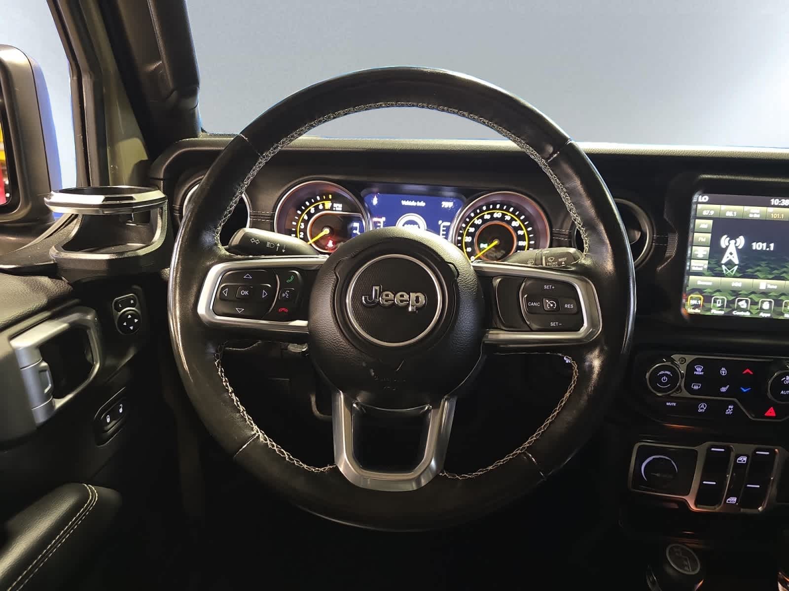 used 2022 Jeep Gladiator car, priced at $32,593