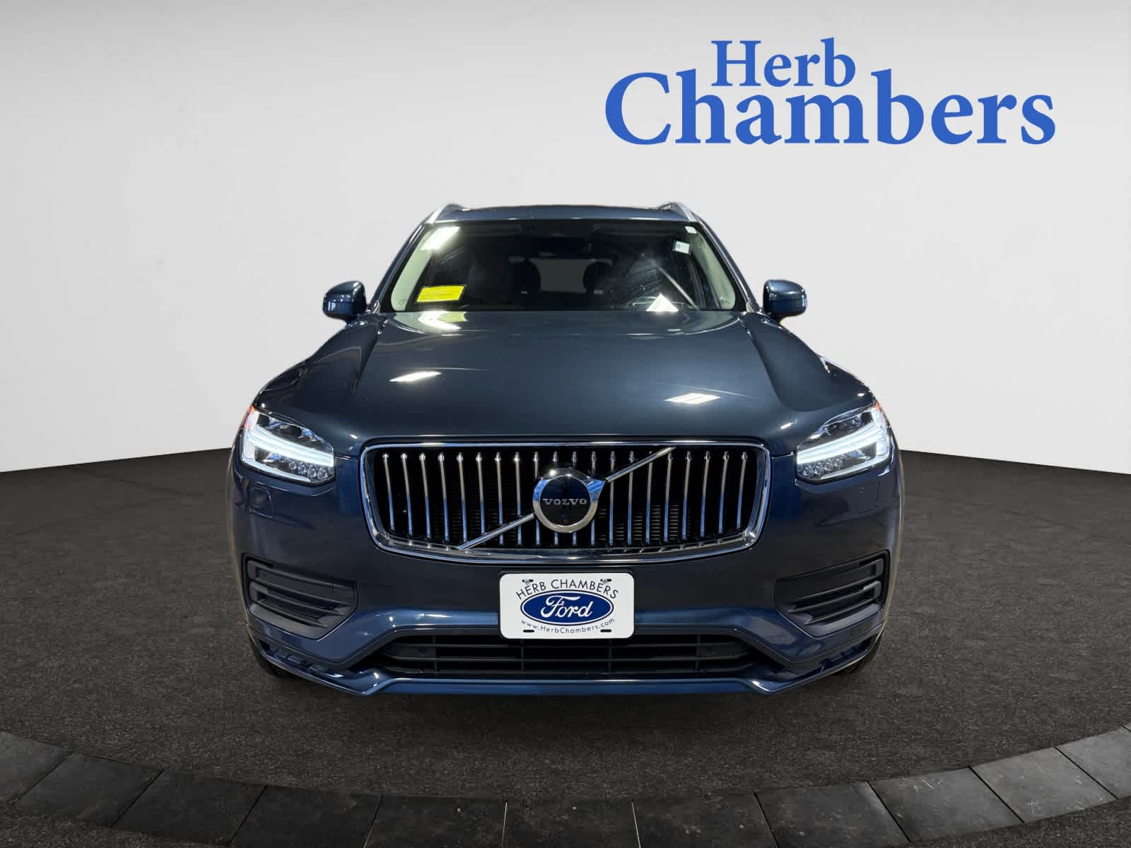 used 2020 Volvo XC90 car, priced at $24,887