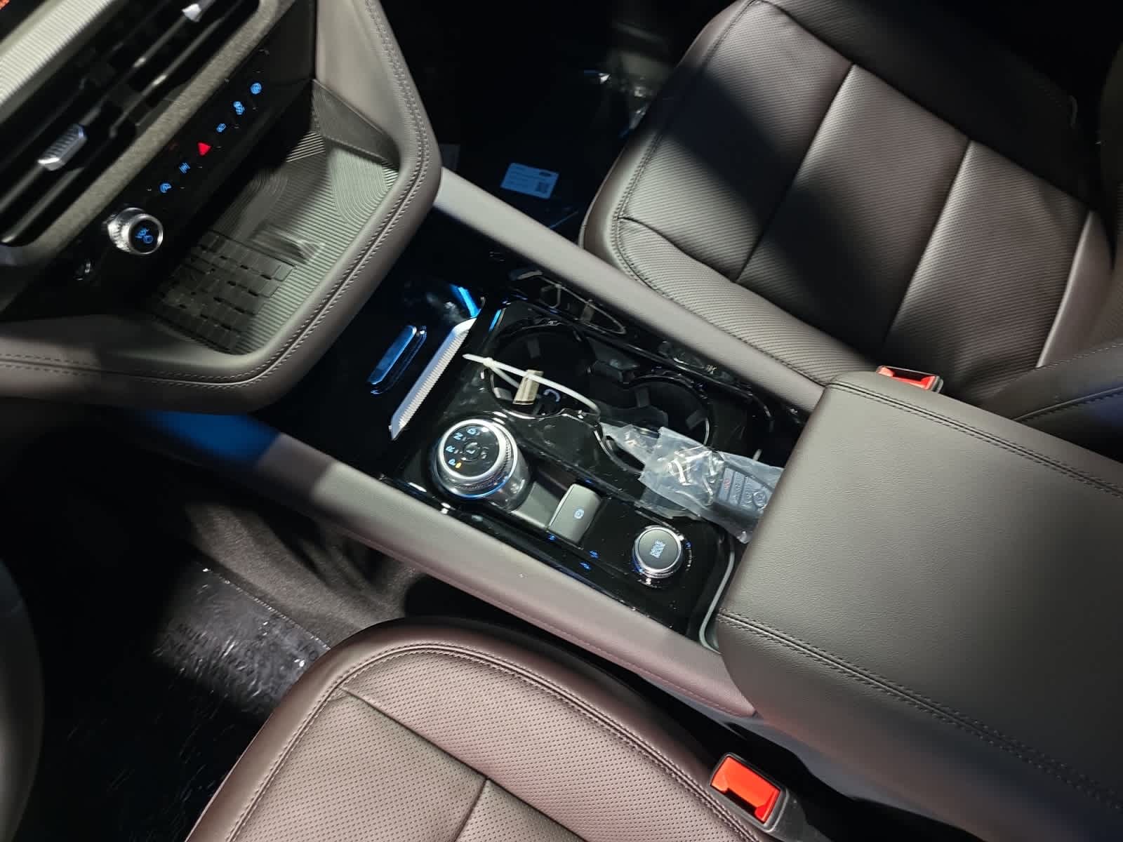 new 2025 Ford Explorer car, priced at $58,660