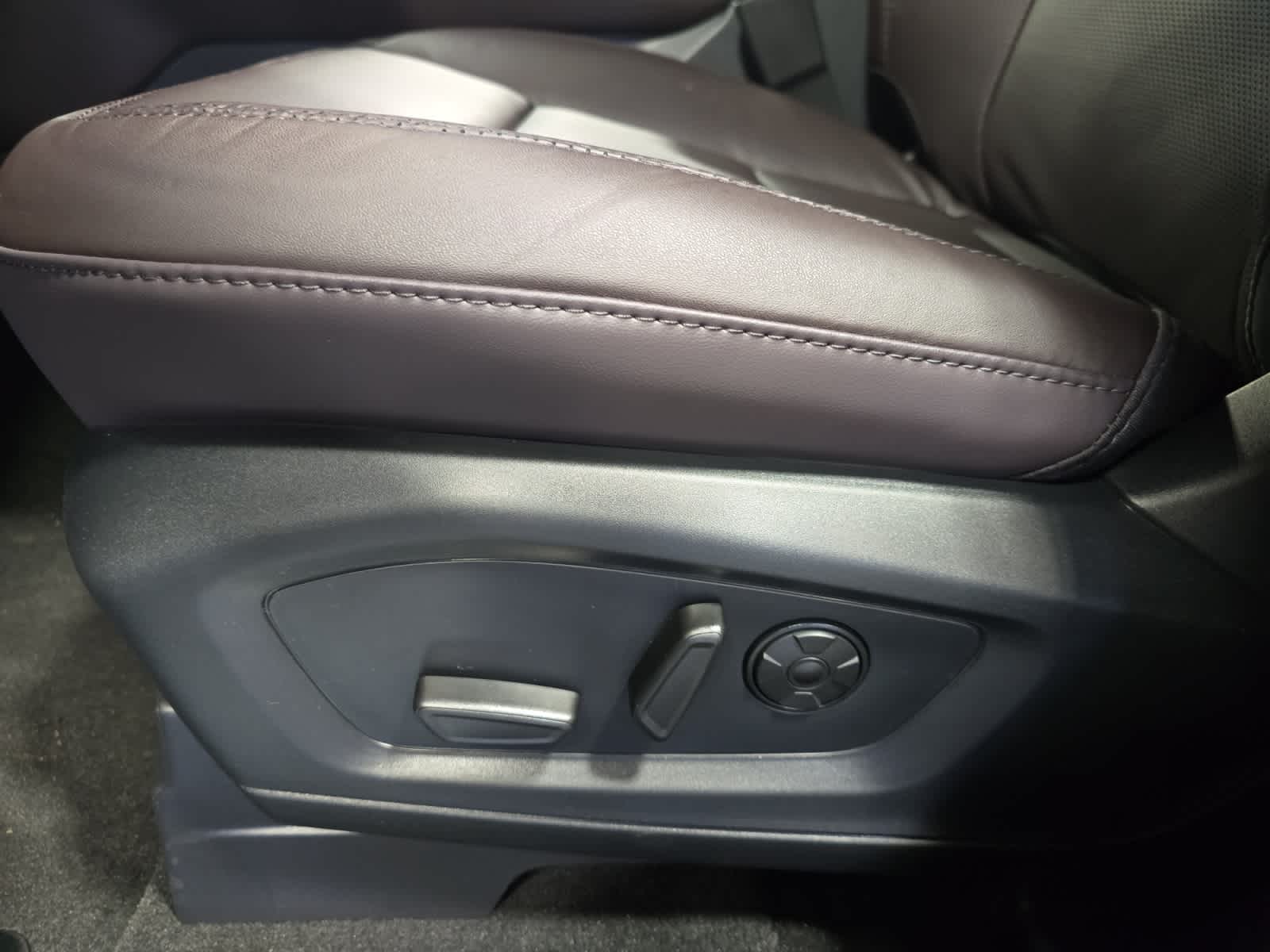 new 2025 Ford Explorer car, priced at $66,070