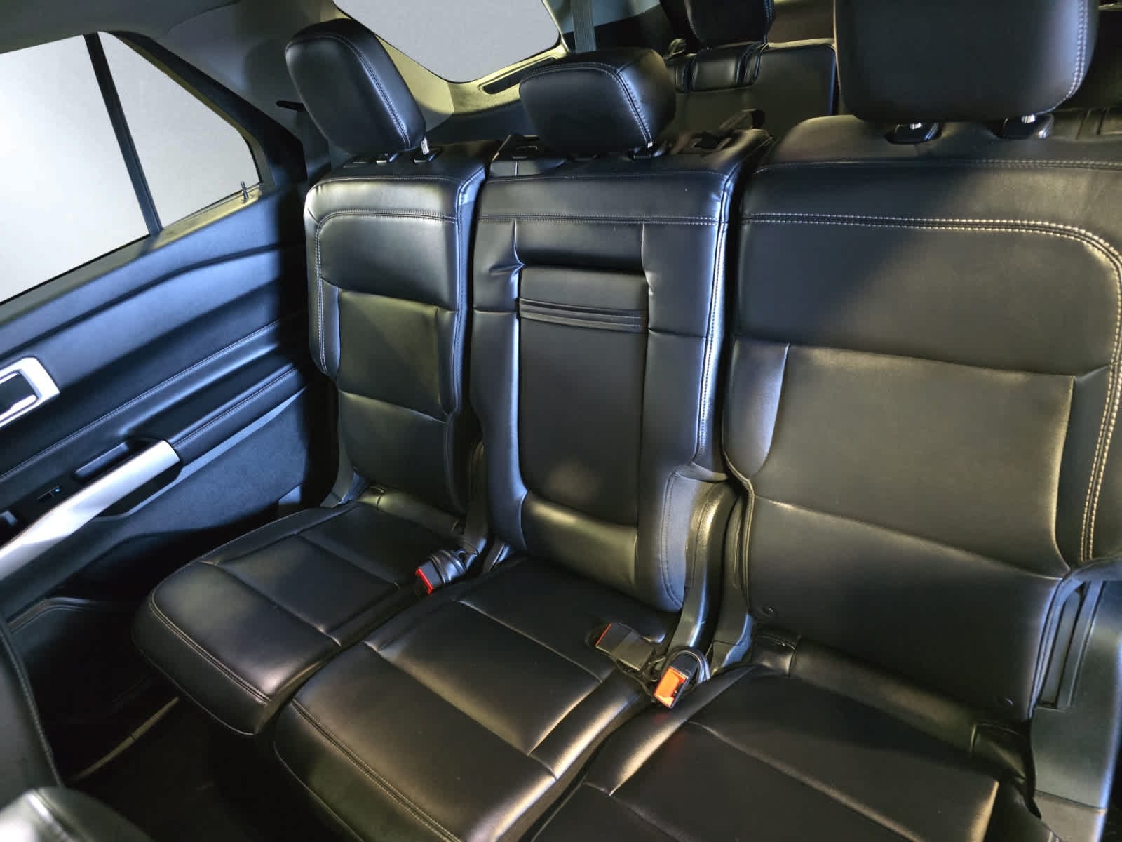 used 2022 Ford Explorer car, priced at $33,395