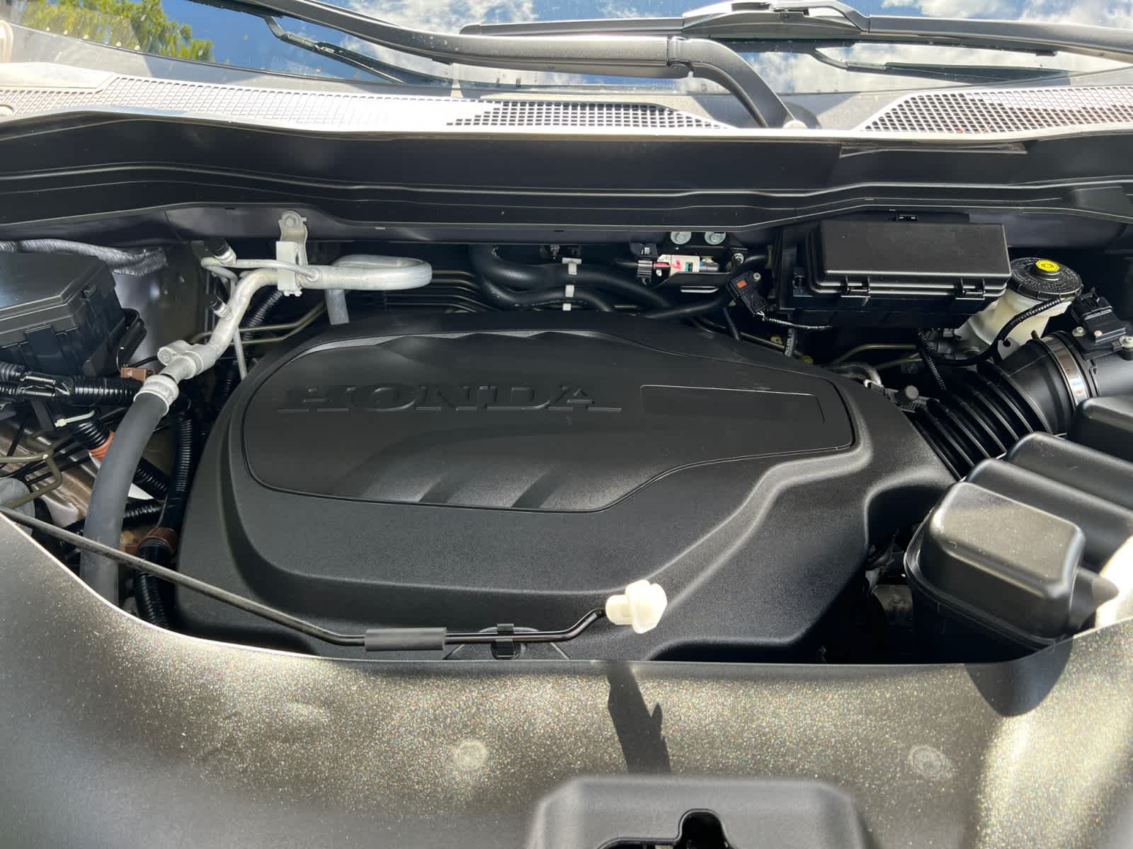 used 2022 Honda Pilot car, priced at $32,087