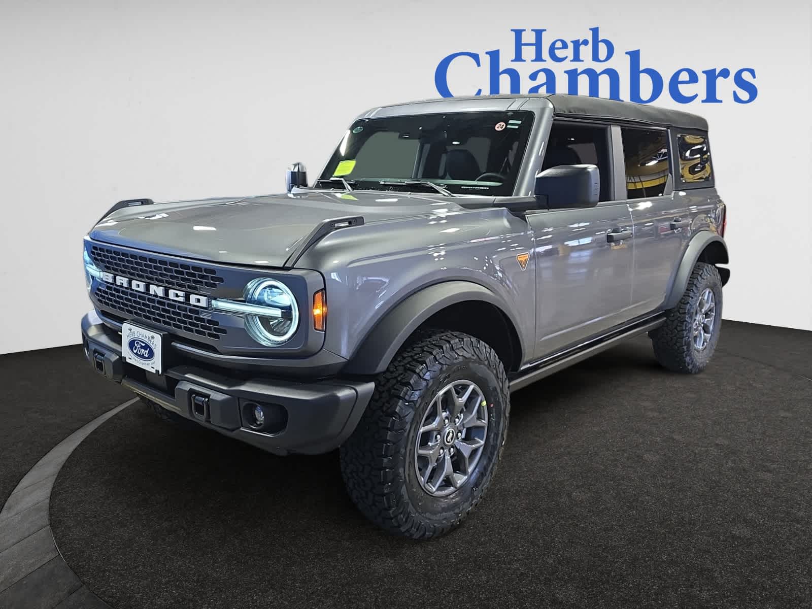 new 2025 Ford Bronco car, priced at $53,595