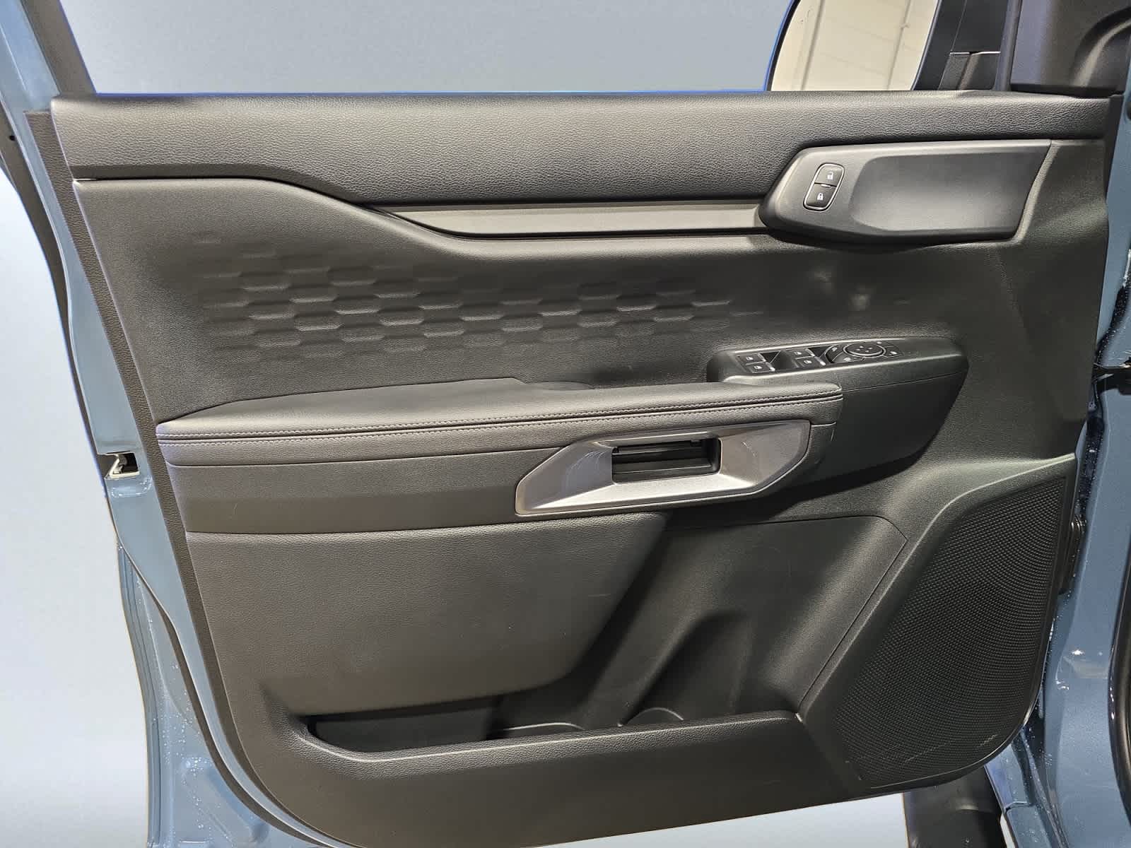 new 2025 Ford Ranger car, priced at $40,895