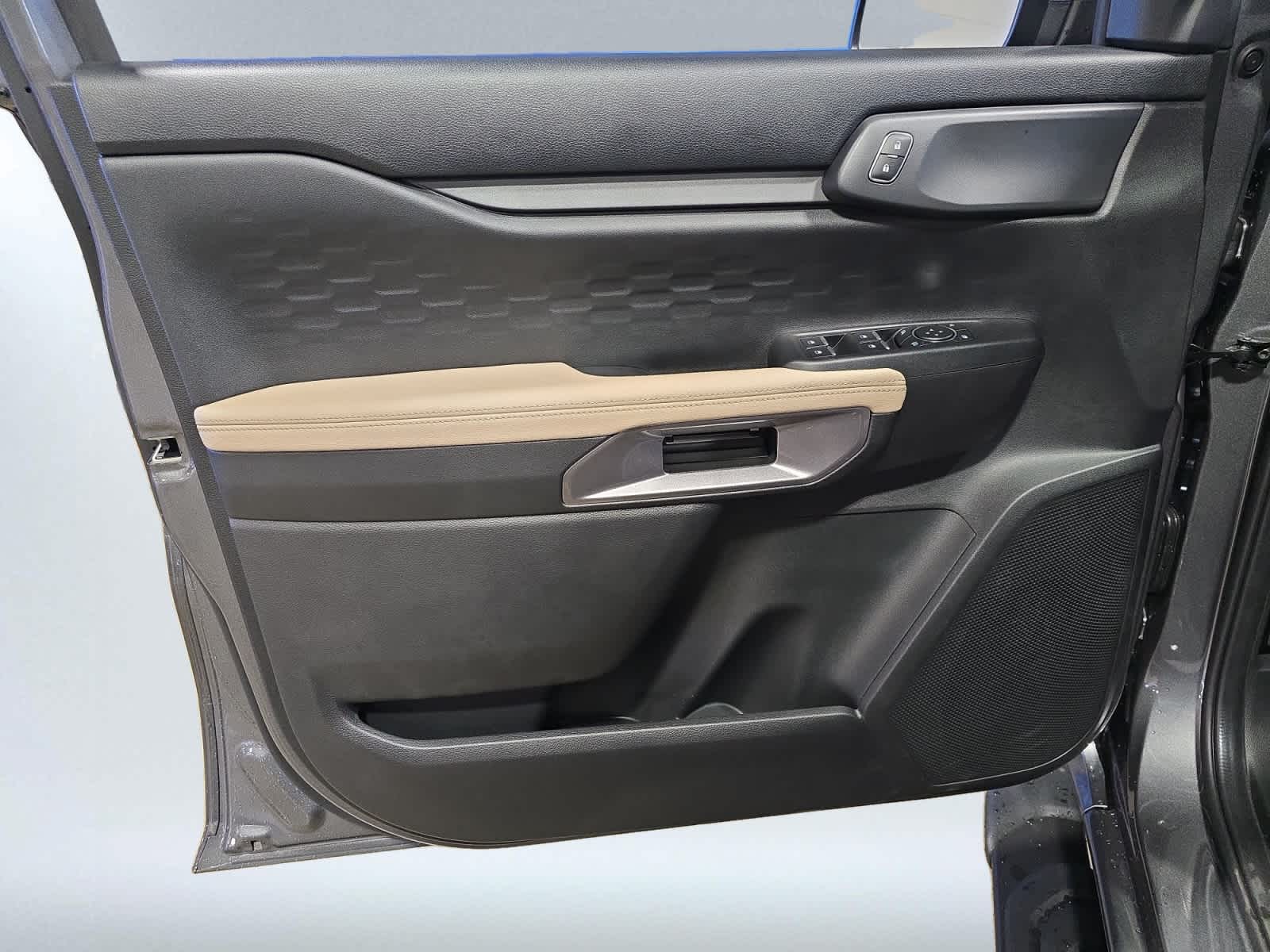 new 2025 Ford Ranger car, priced at $39,995