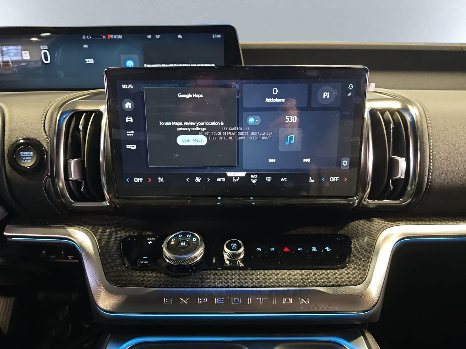 new 2025 Ford Expedition car, priced at $82,195