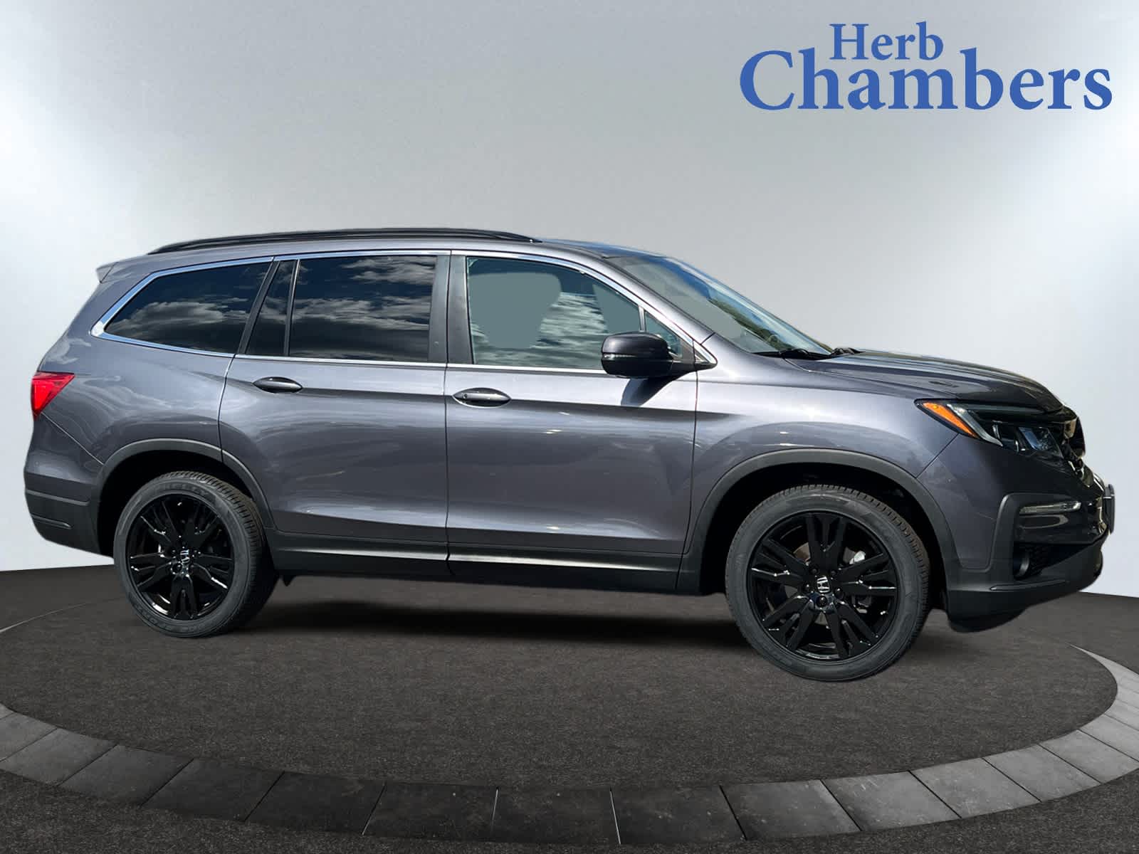 used 2022 Honda Pilot car, priced at $32,087