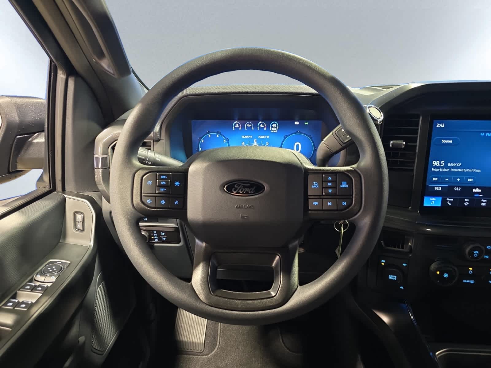 new 2025 Ford F-150 car, priced at $51,895