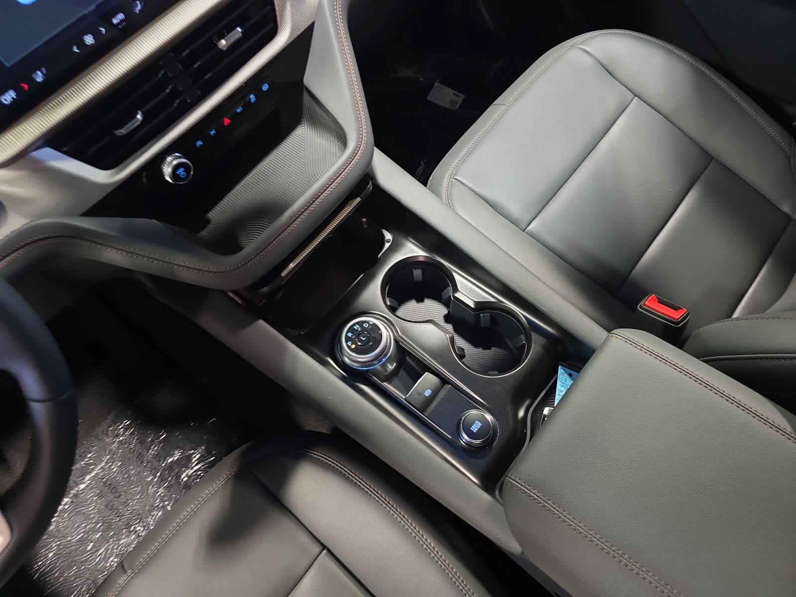 new 2025 Ford Explorer car, priced at $48,347