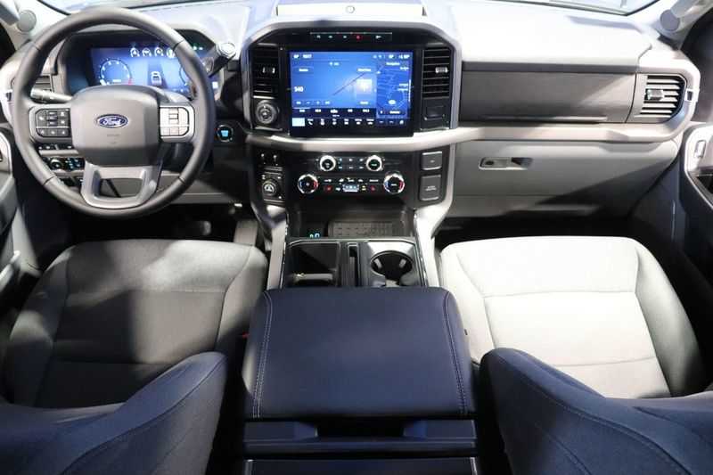 new 2024 Ford F-150 car, priced at $60,597