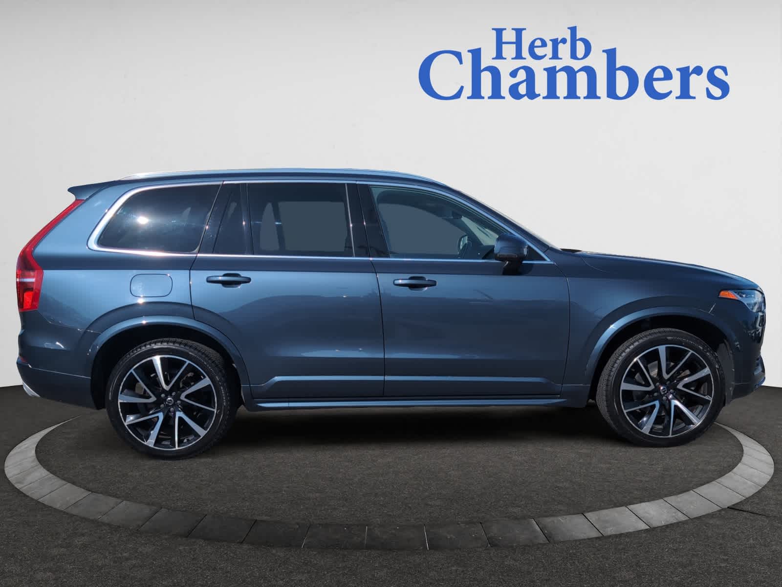 used 2020 Volvo XC90 car, priced at $25,286