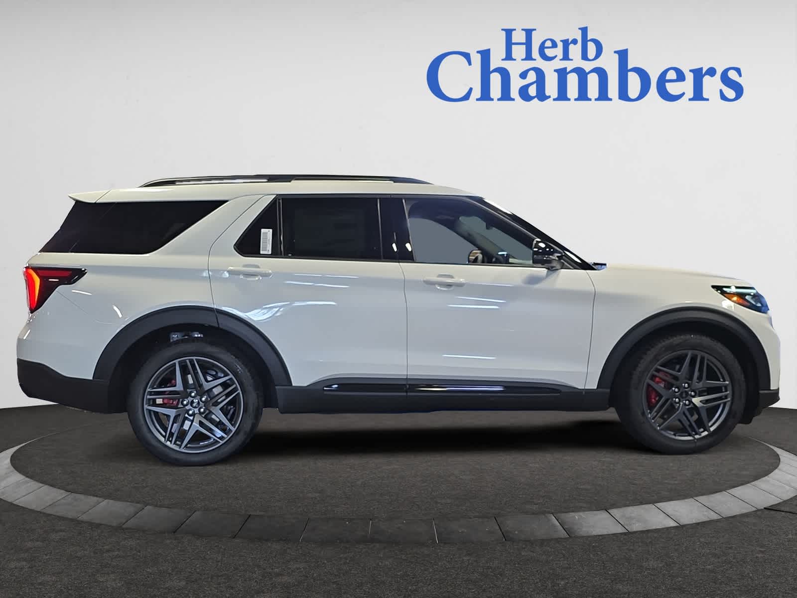 new 2025 Ford Explorer car, priced at $62,655