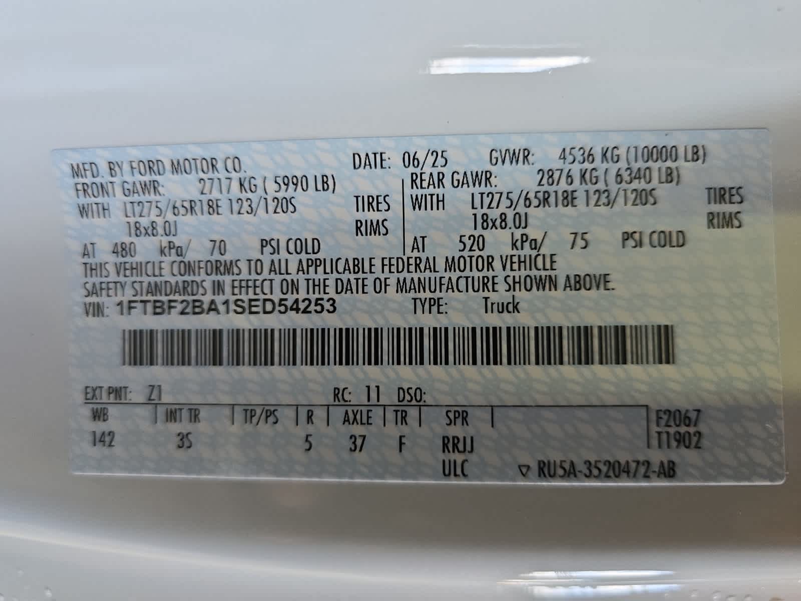 new 2025 Ford Super Duty F-250 SRW car, priced at $52,895