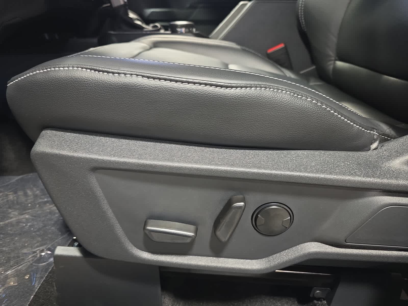 new 2025 Ford Bronco car, priced at $59,685