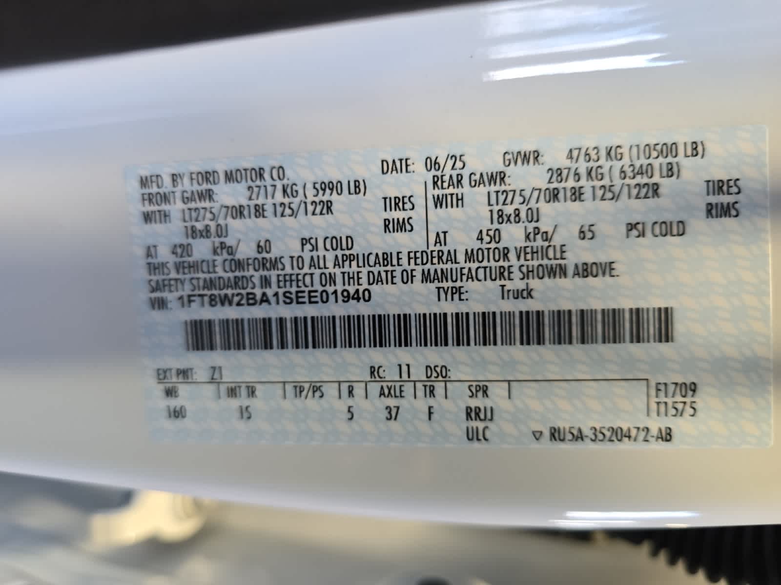 new 2025 Ford Super Duty F-250 SRW car, priced at $56,995