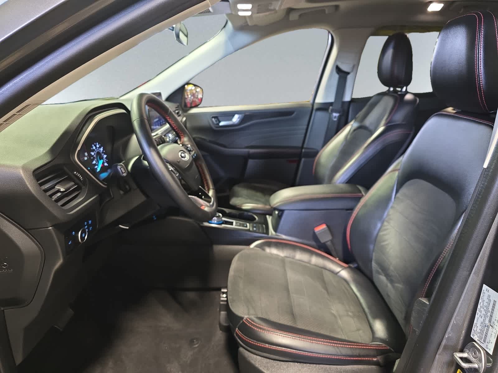 used 2022 Ford Escape car, priced at $24,747