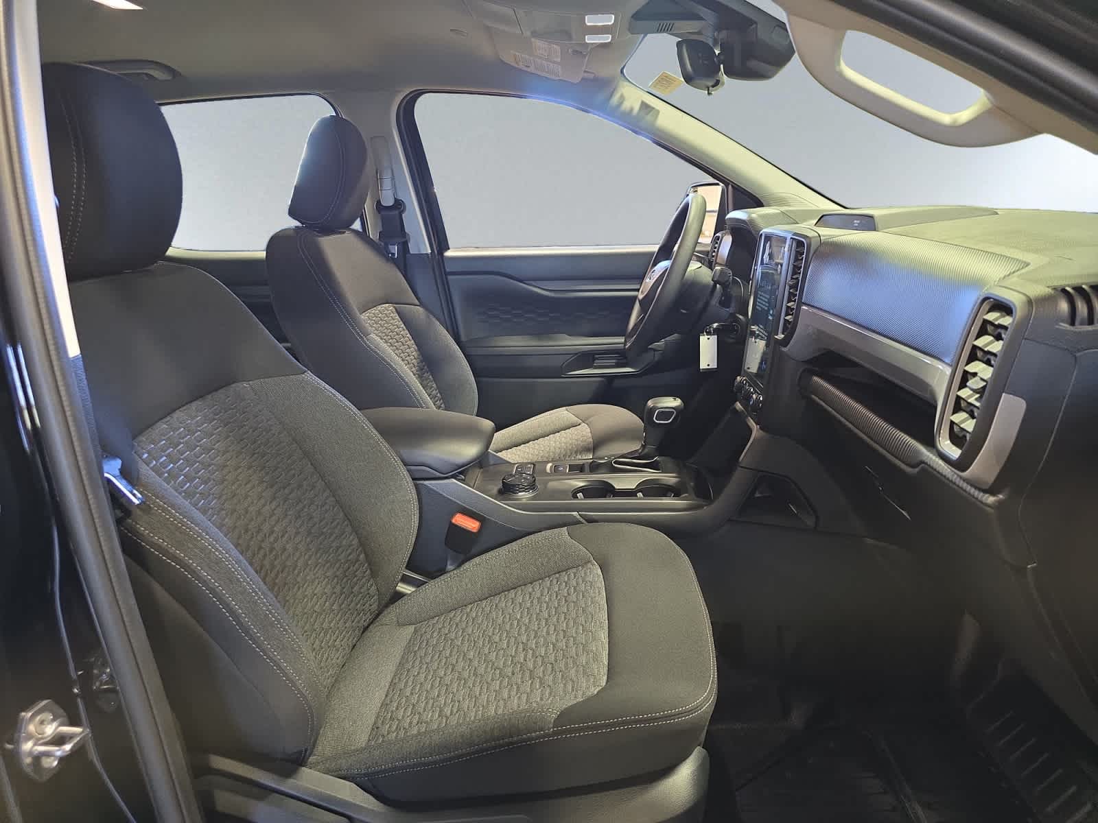 new 2025 Ford Ranger car, priced at $38,195