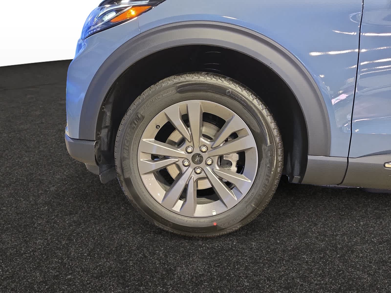 new 2025 Ford Explorer car, priced at $49,595