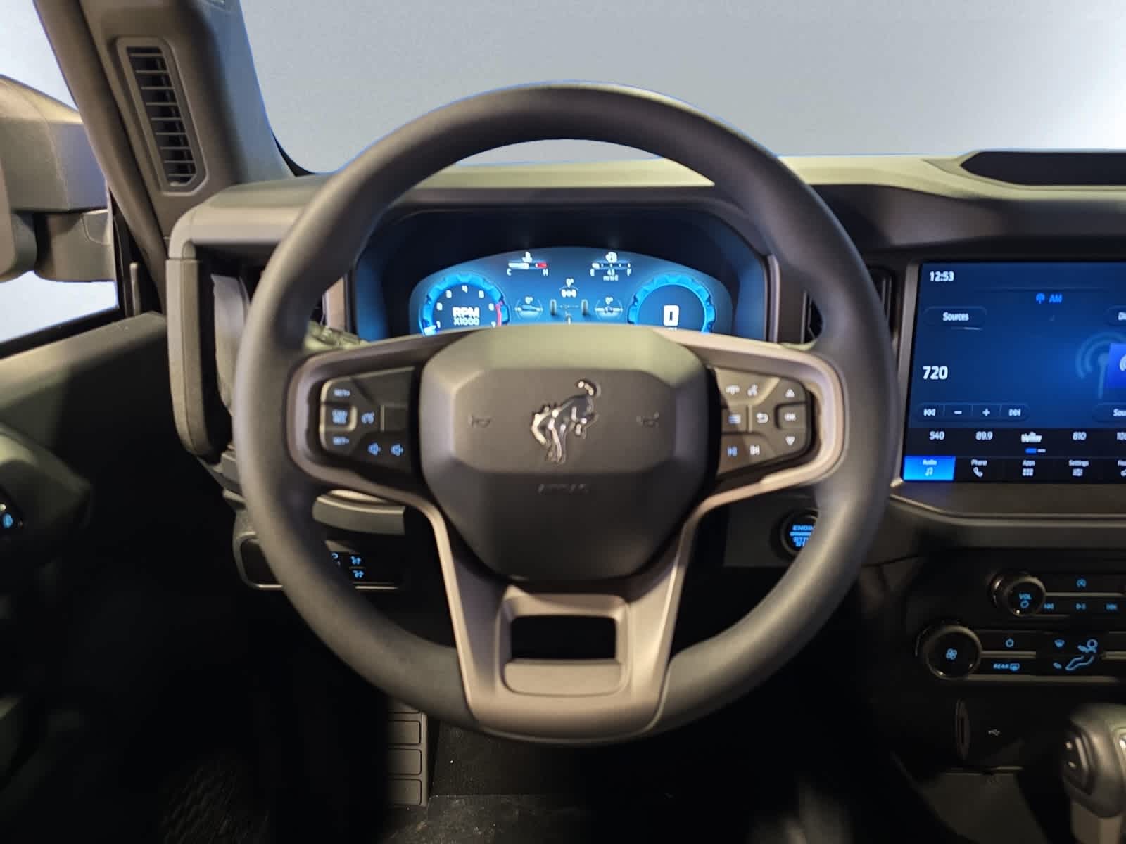 new 2025 Ford Bronco car, priced at $43,495