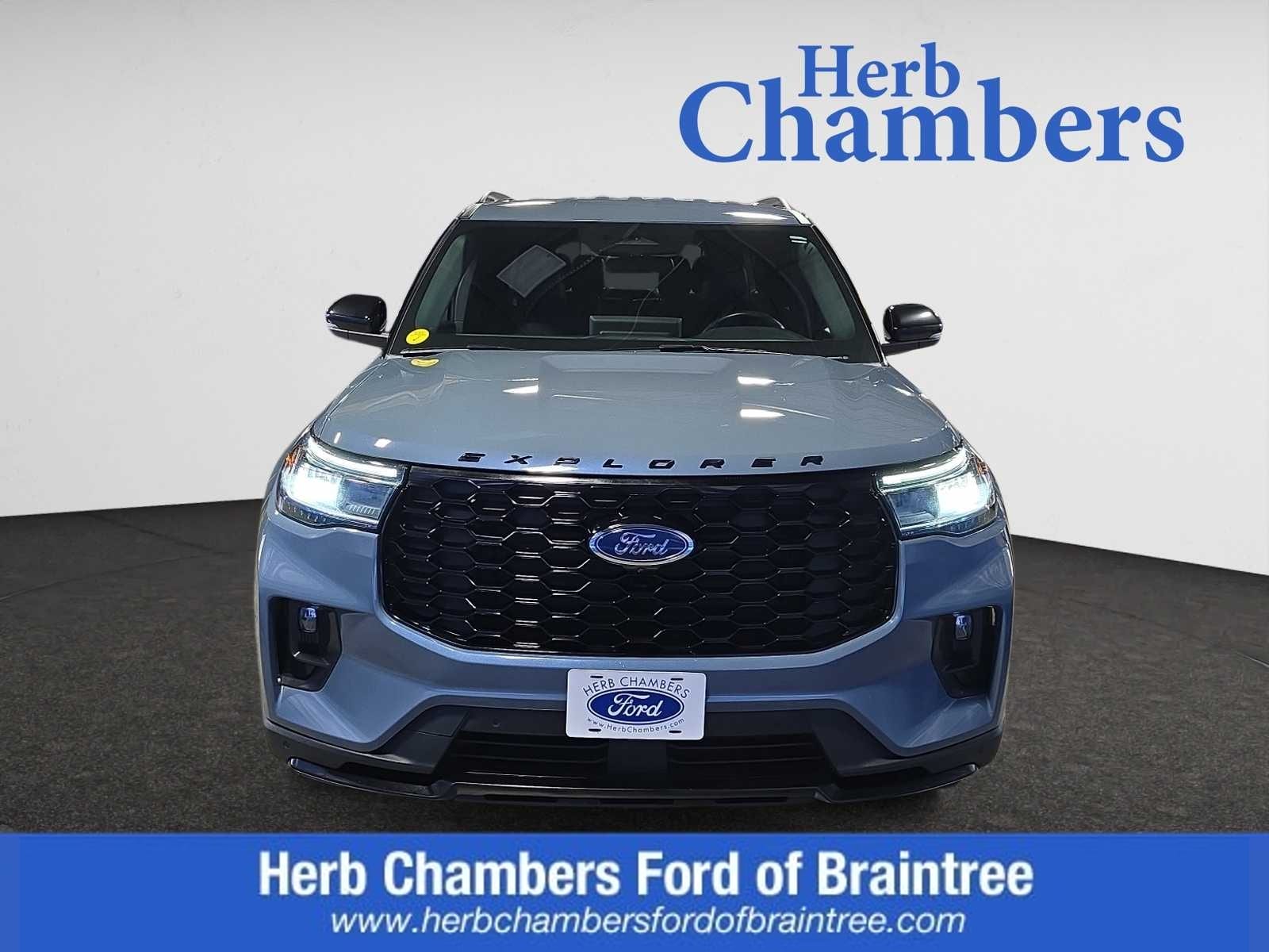 used 2025 Ford Explorer car, priced at $40,297